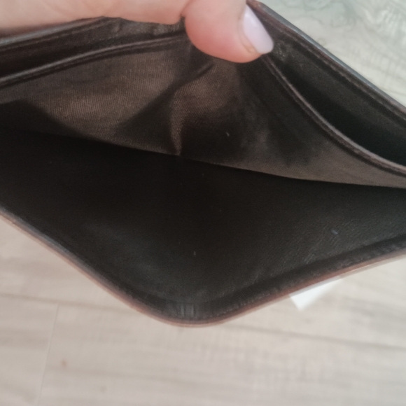 Authentic Gucci Wallet Color Brown Men's Bi-fold Geniune Leather - Picture 8 of 13